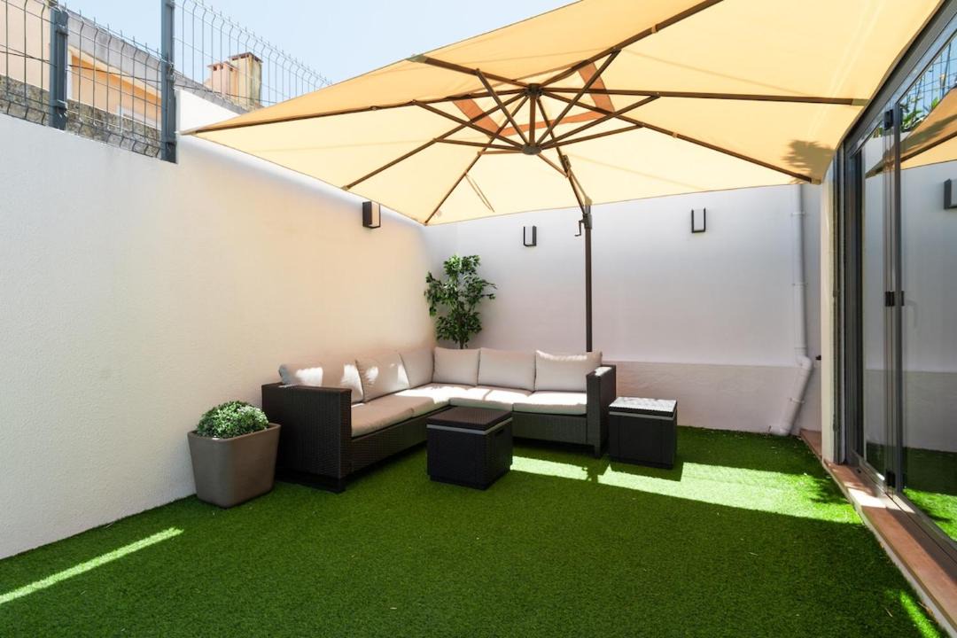 Photo of Patio Balcony in Ajuda