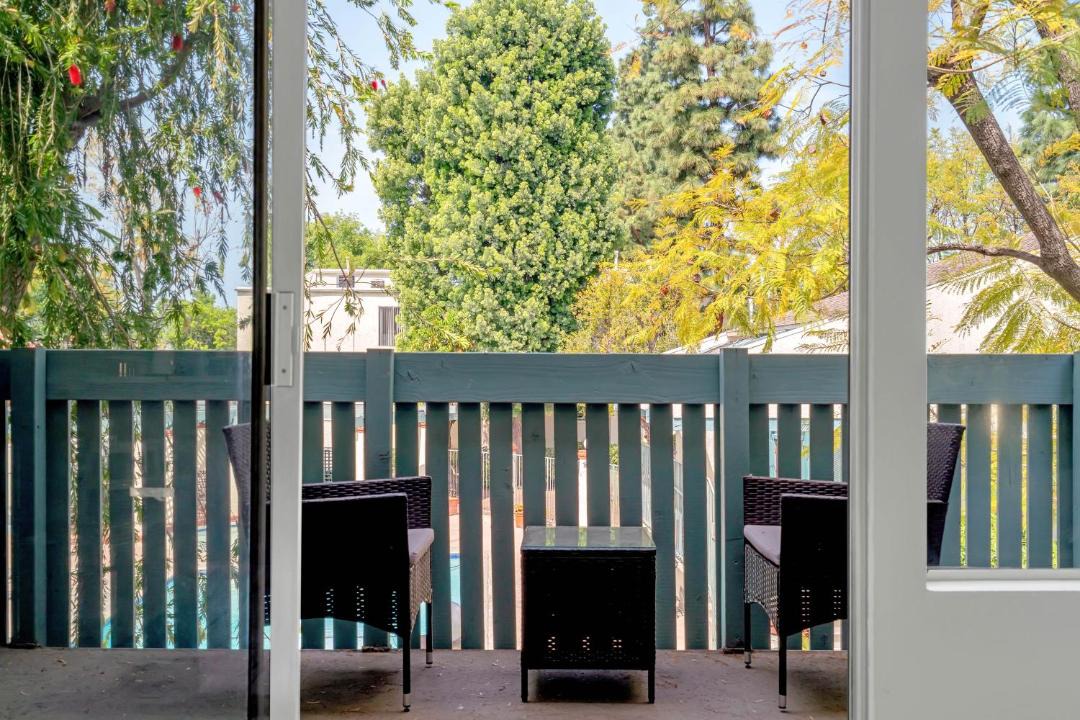 Photo of Patio Balcony in Tarzana