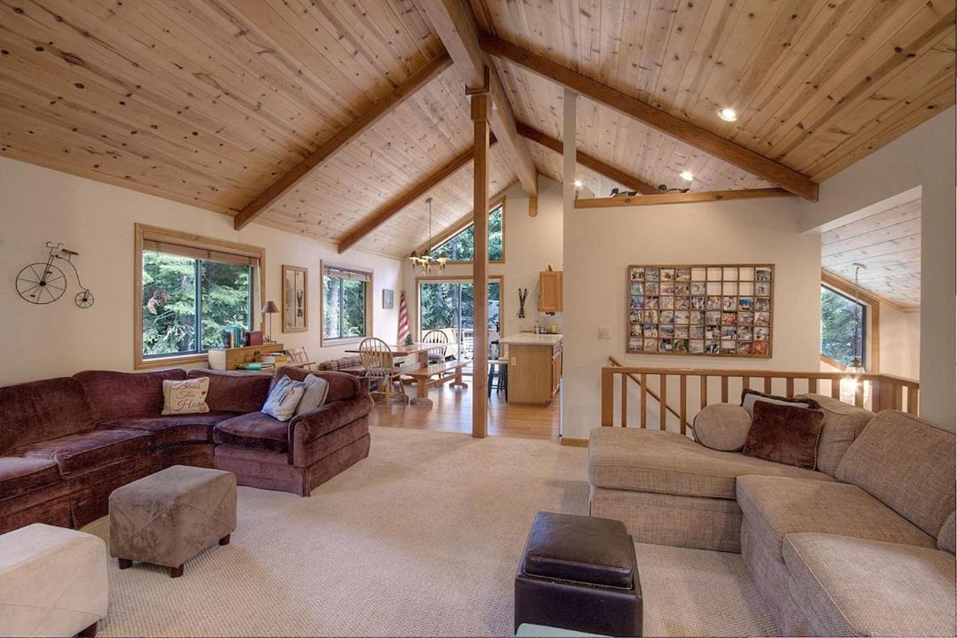 Photo of Livingroom in Sunnyside