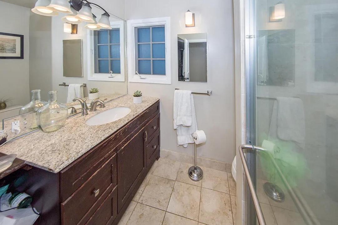 Photo of Bathroom in Melrose