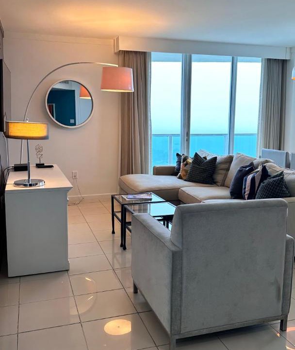 Photo of Livingroom in Coconut Grove