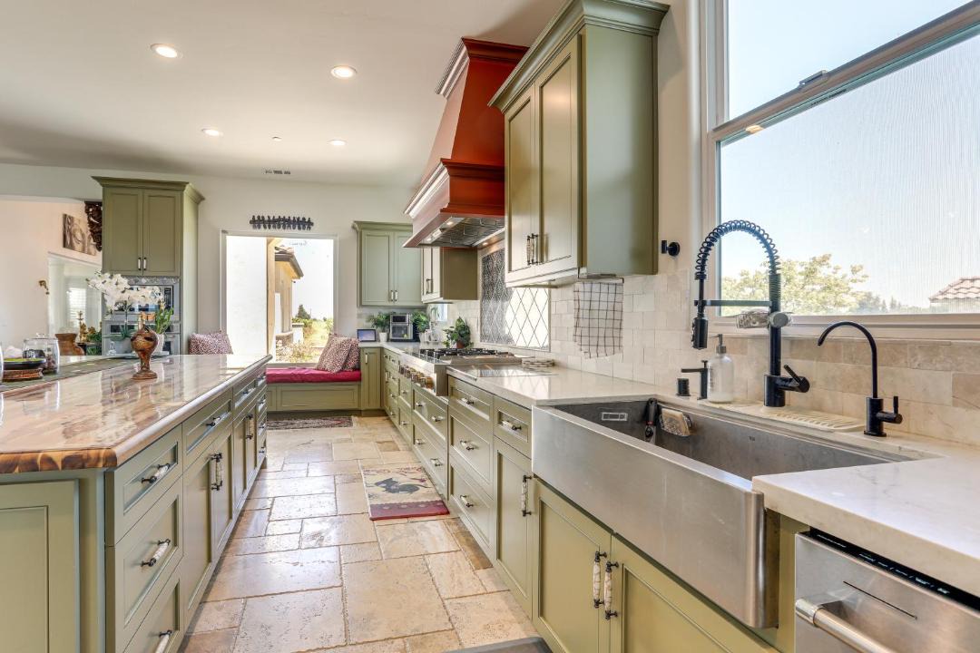 Photo of Kitchen in Acampo
