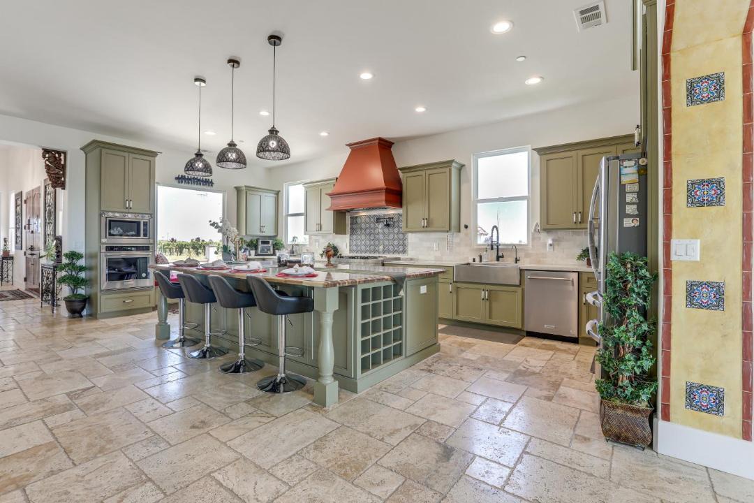 Photo of Kitchen in Acampo