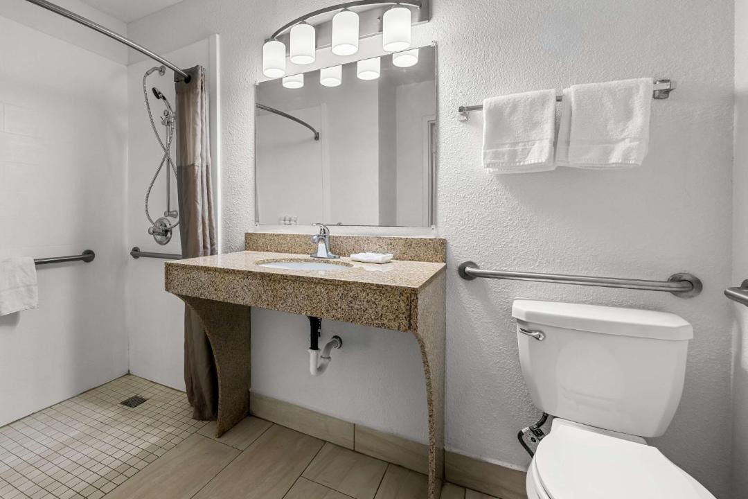 Photo of Bathroom in Hamilton