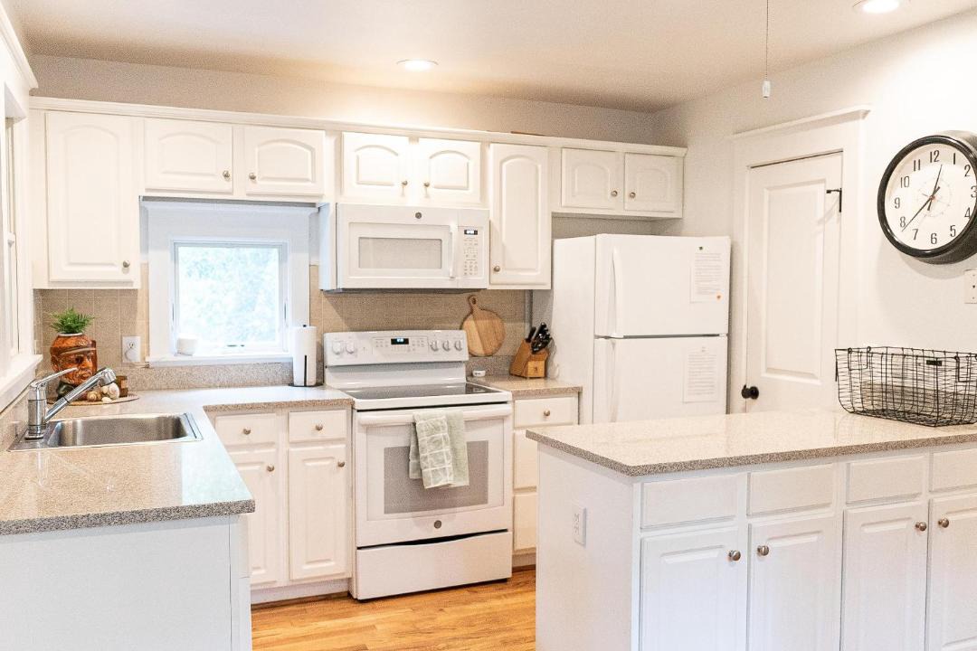 Photo of Kitchen in Cape Fear Station