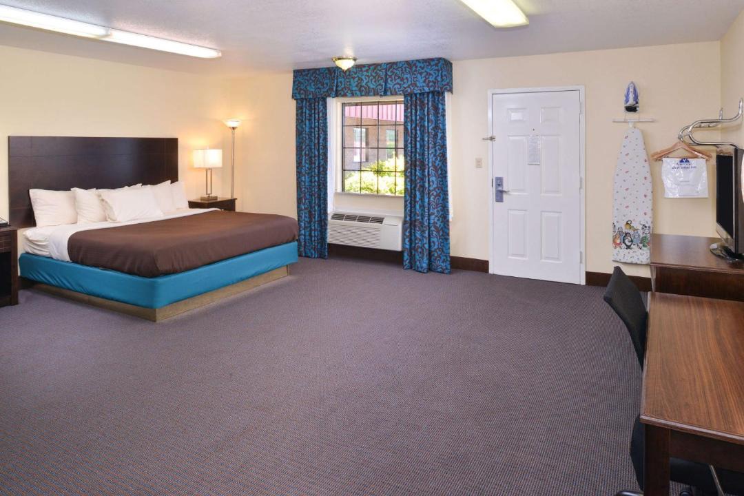 Photo of Bedroom in Batesville