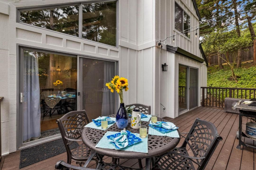Photo of Patio Balcony in Northeast Carmel