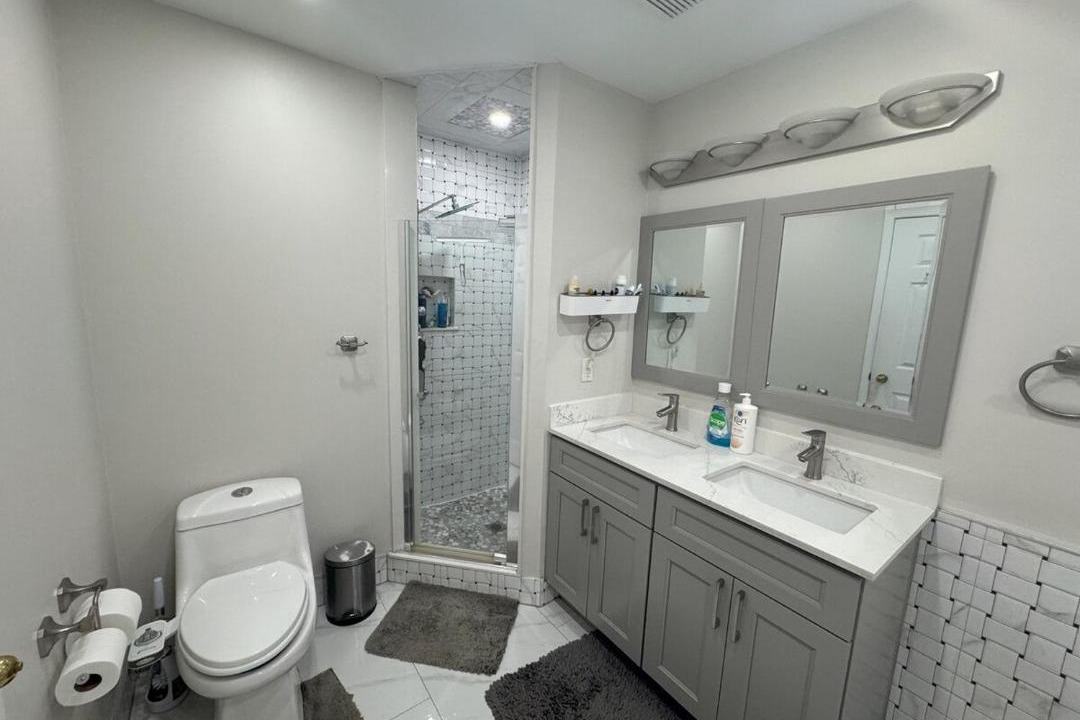 Photo of Bathroom in Central Erin Mills