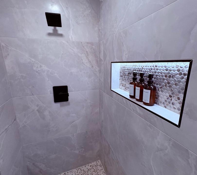 Photo of Bathroom in Groveland
