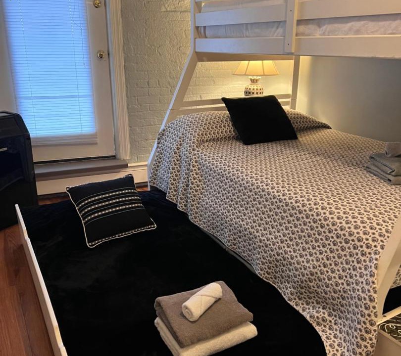 Photo of Bedroom in Union City