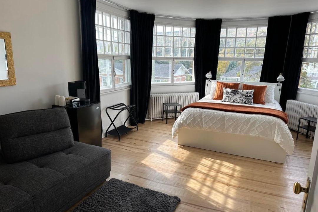 Photo of Bedroom in Saint Irenee