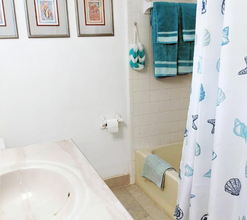 Photo of Bathroom in Lucaya