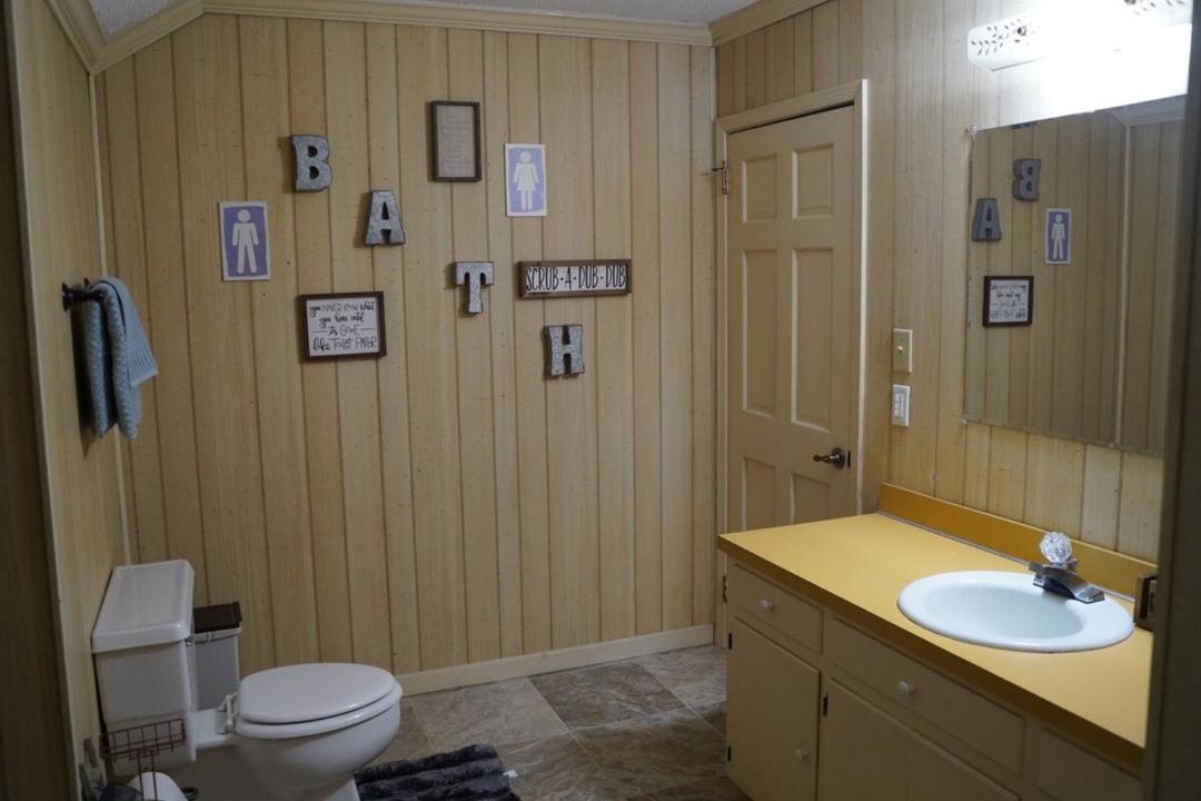 Photo of Bathroom in Gunter Afs