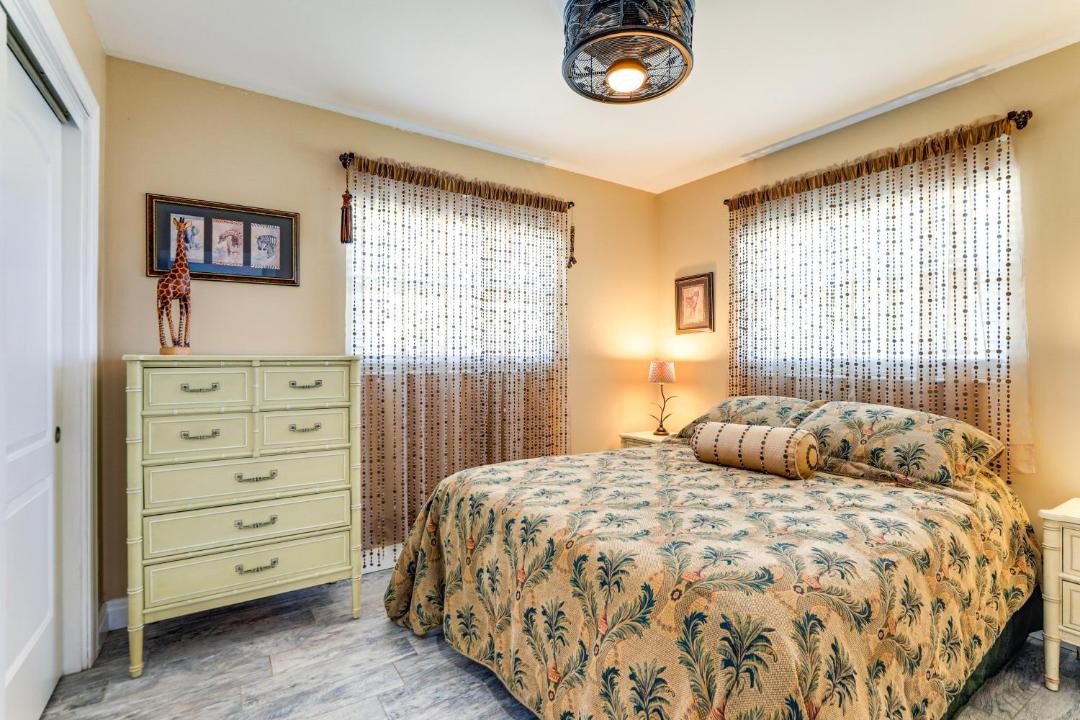 Photo of Bedroom in Venice Gardens