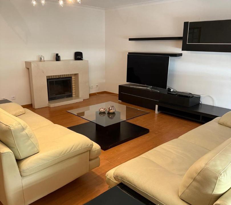 Photo of Livingroom in Lumiar