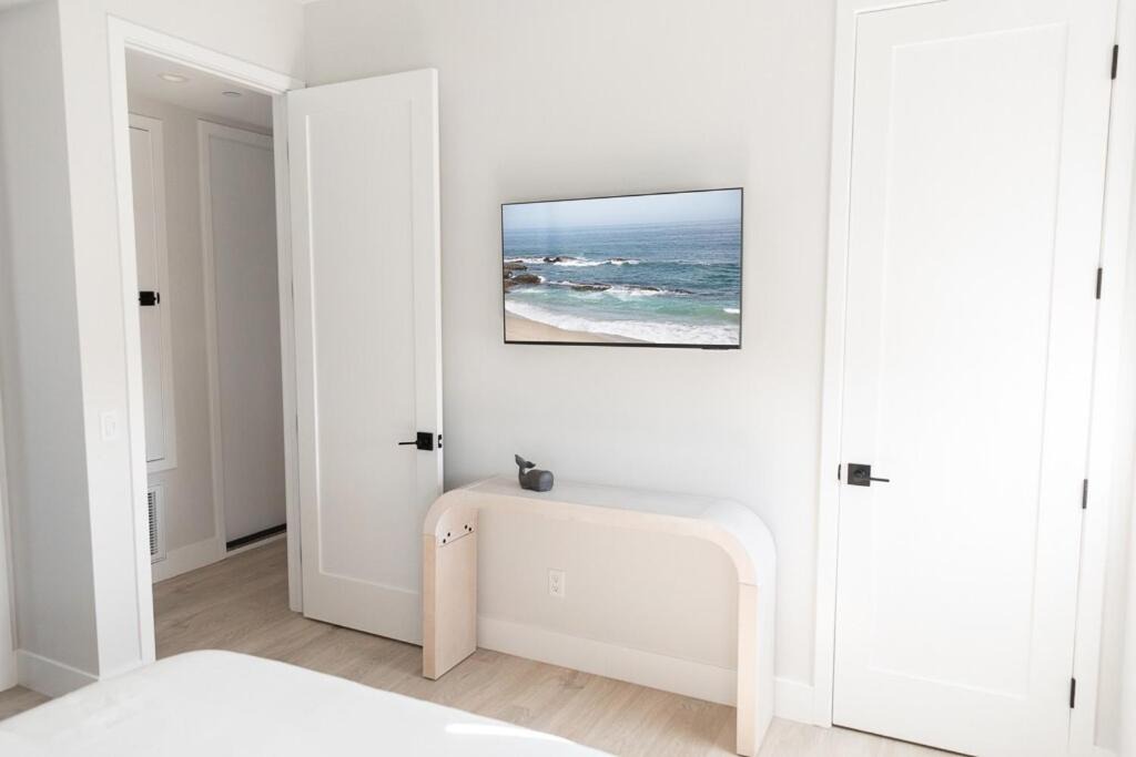 Photo of Bathroom in Huntington Beach