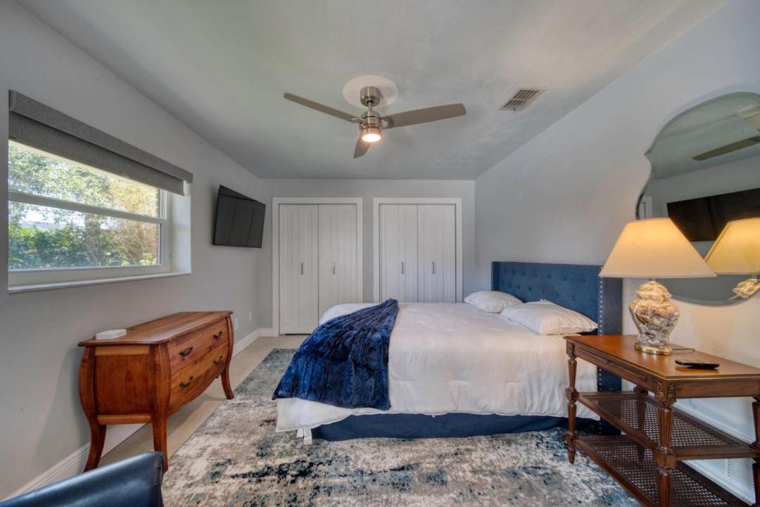 Photo of Bedroom in Bay Harbour