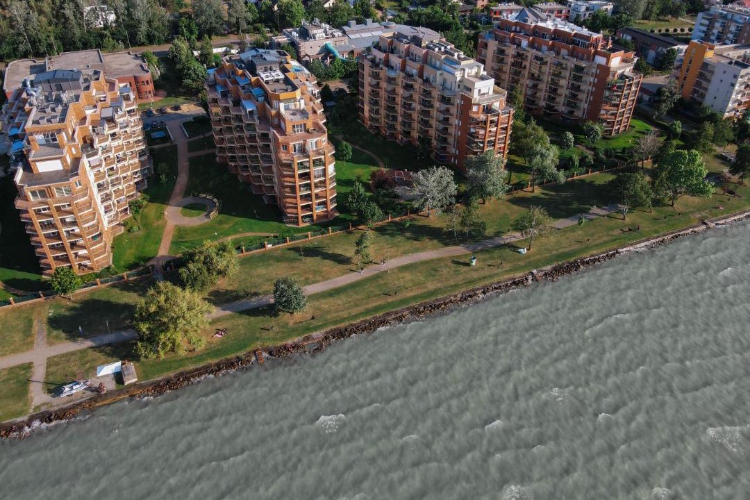 Photo of Buildings in Siofok-Szabadifurdo