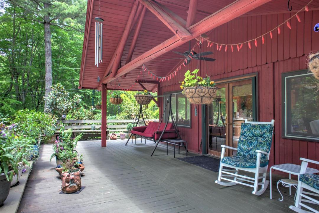 Photo of Others in Weaverville