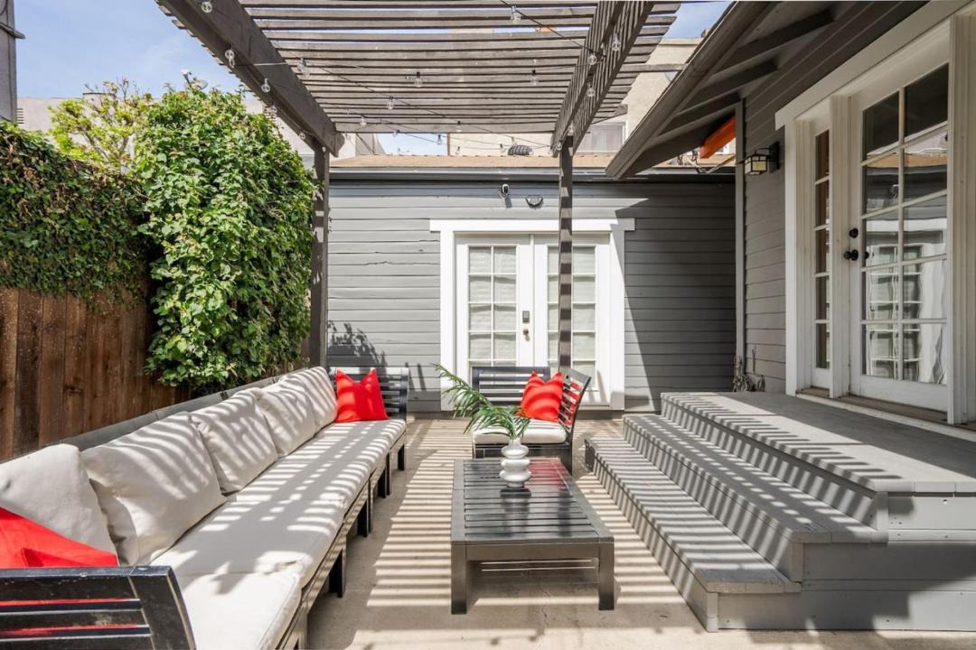 Photo of Patio Balcony in Alamitos Beach