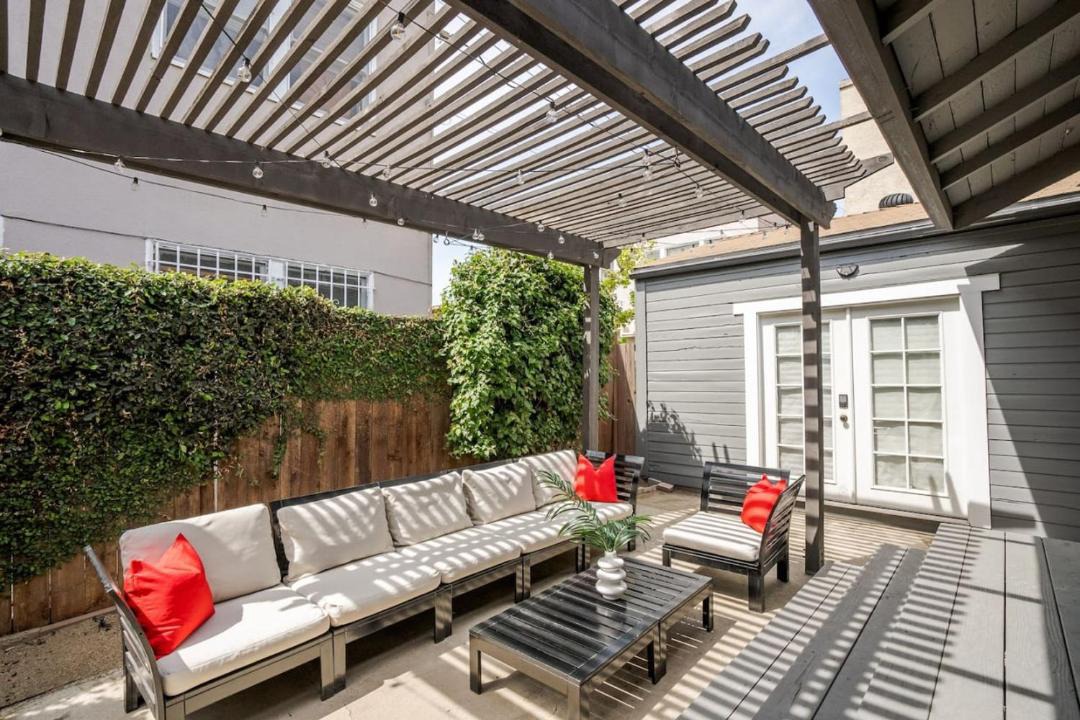 Photo of Patio Balcony in Alamitos Beach