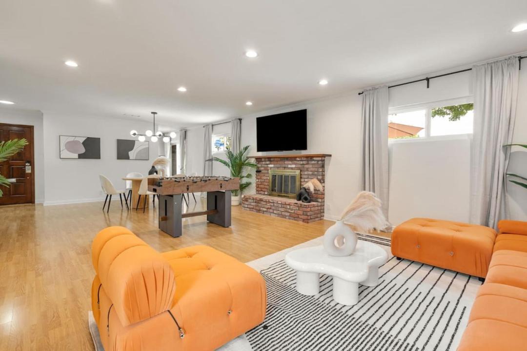 Photo of Livingroom in The Plaza