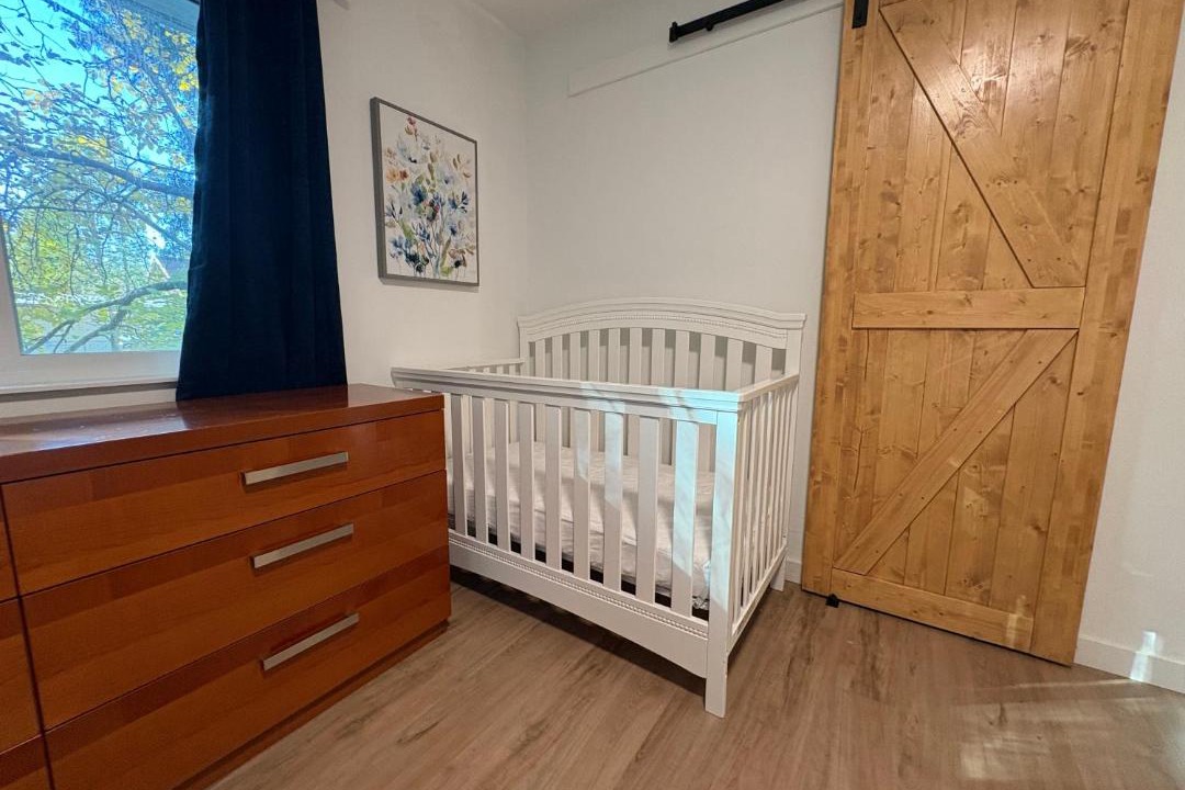 Photo of Bedroom in Groveland
