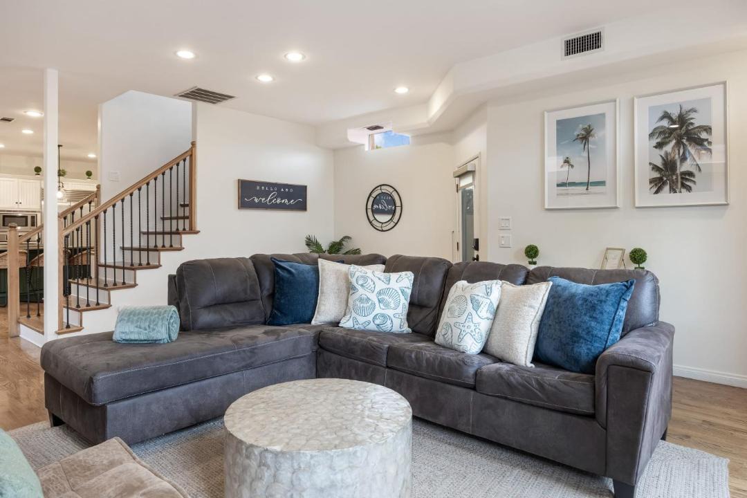 Photo of Livingroom in Belmont Shore