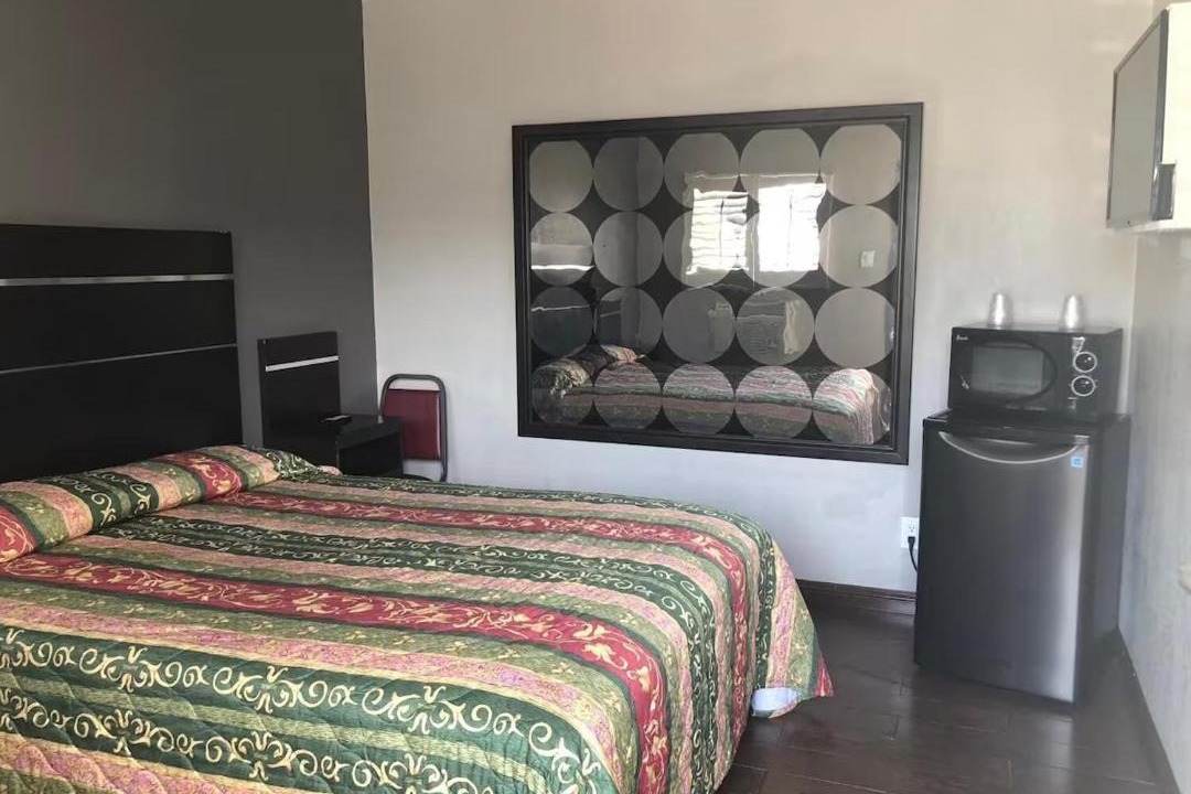 Photo of Bedroom in South Gate