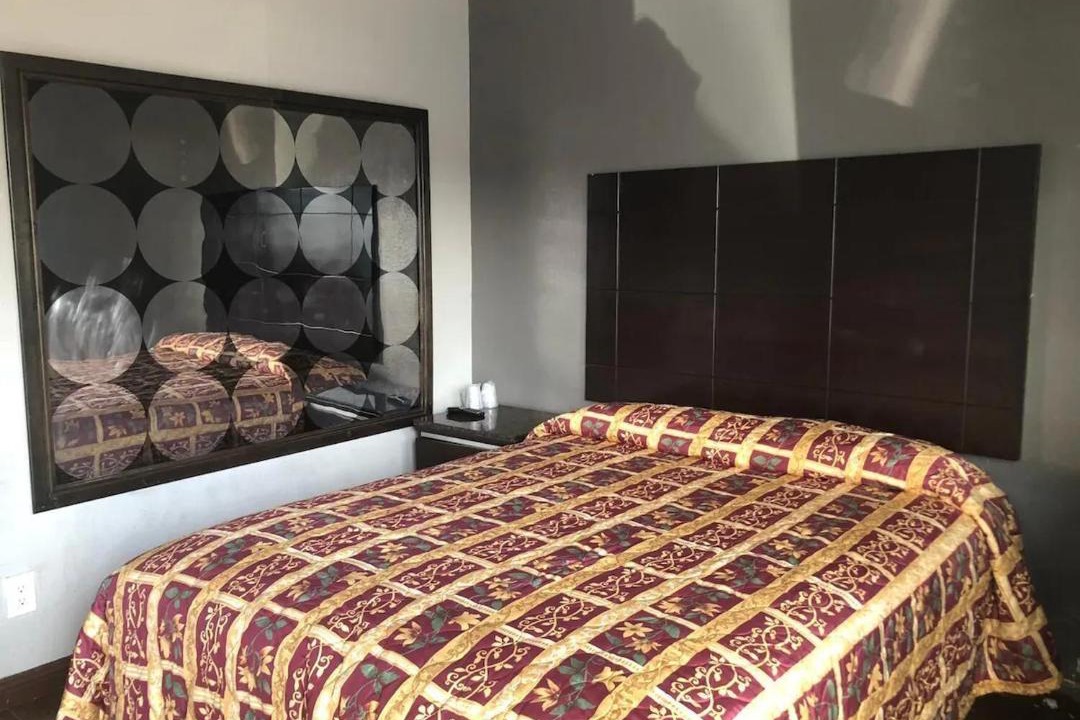 Photo of Bedroom in South Gate