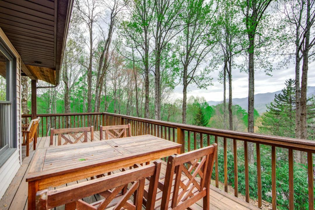 Photo of Patio Balcony in Balsam