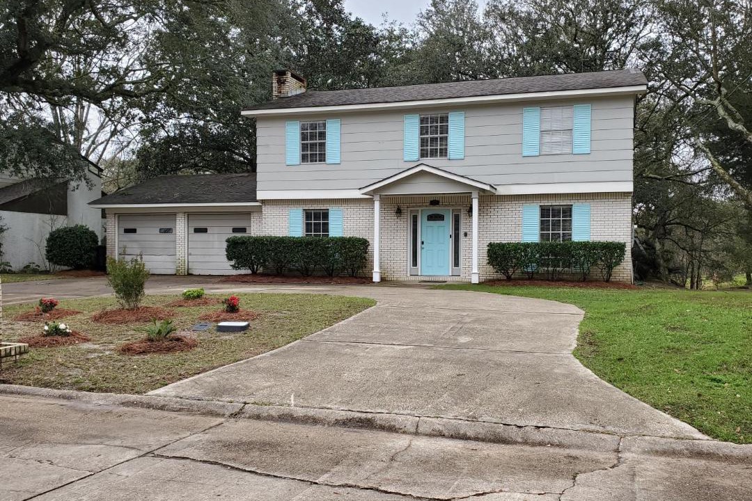 Photo of Others in Gautier