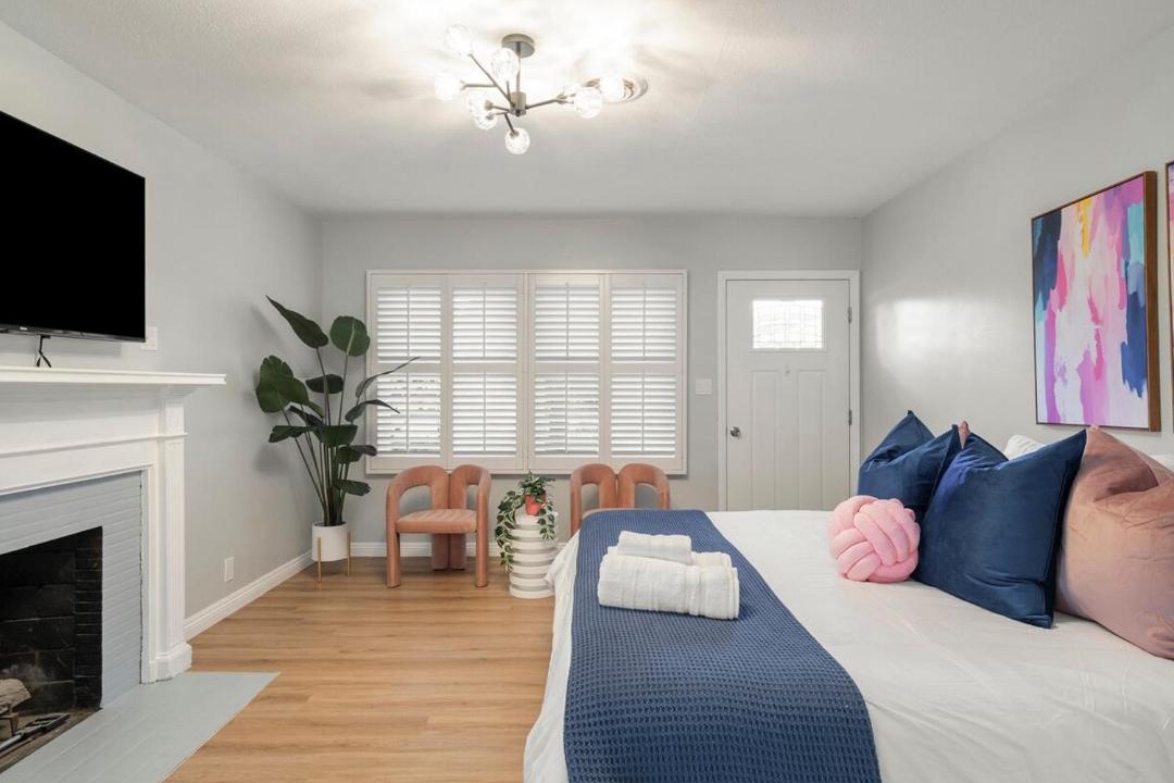 Photo of Bedroom in South of Conant