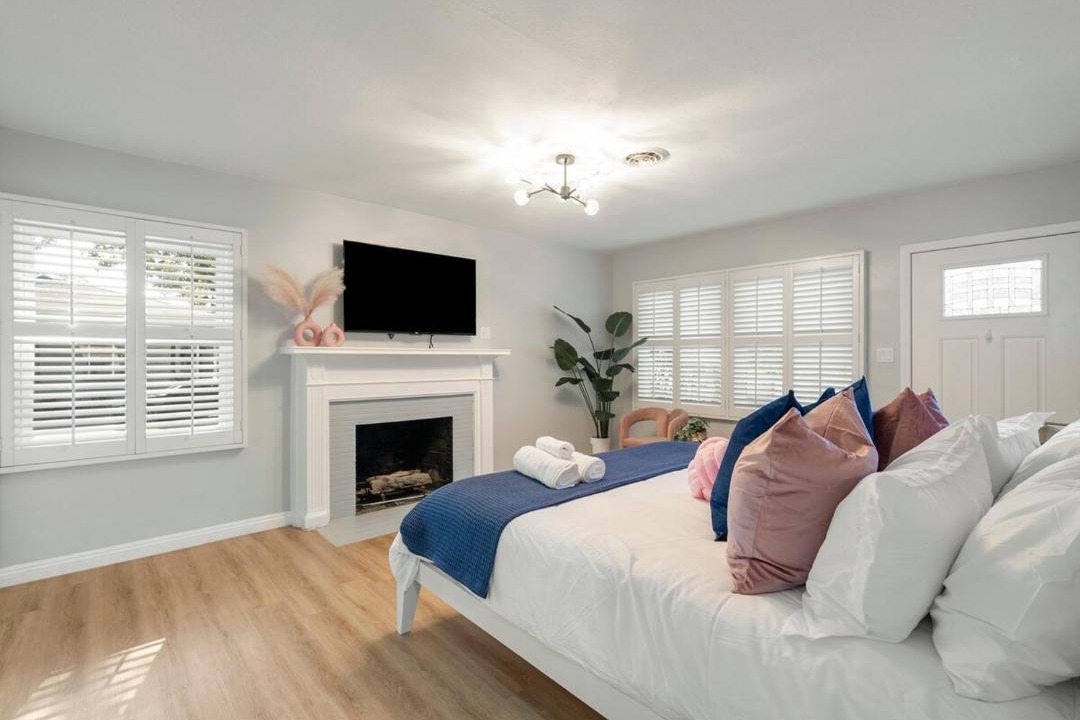 Photo of Bedroom in South of Conant