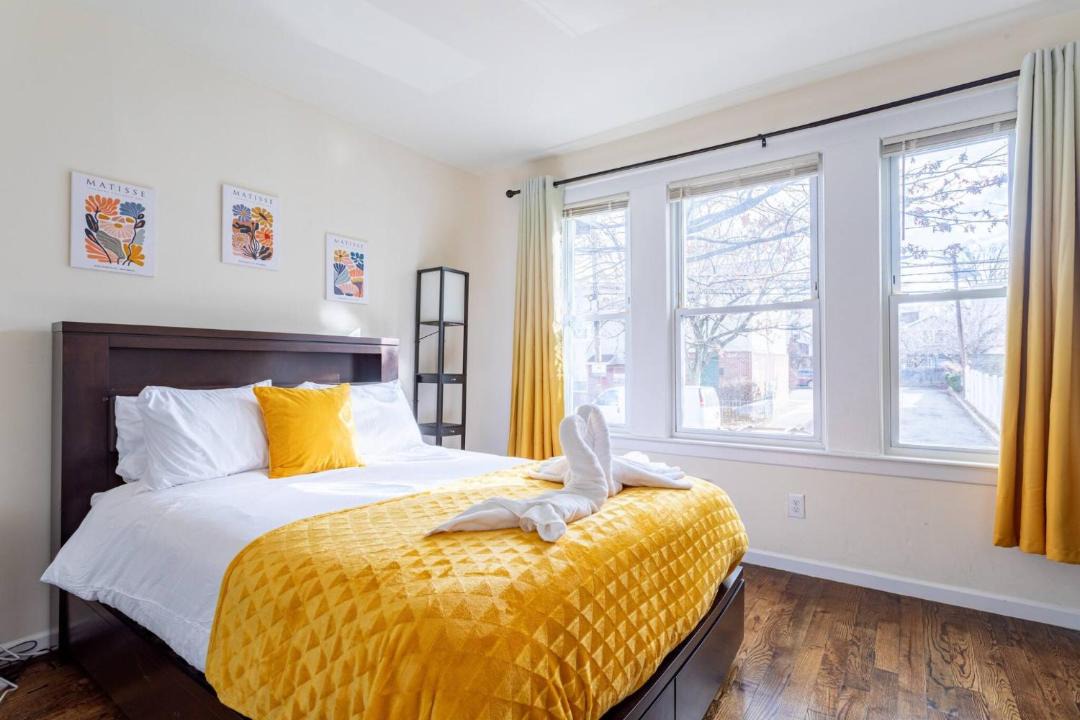 Photo of Bedroom in Ampere