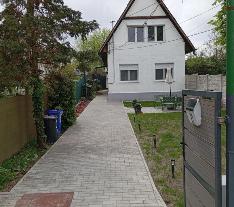 Photo of Others in Goed