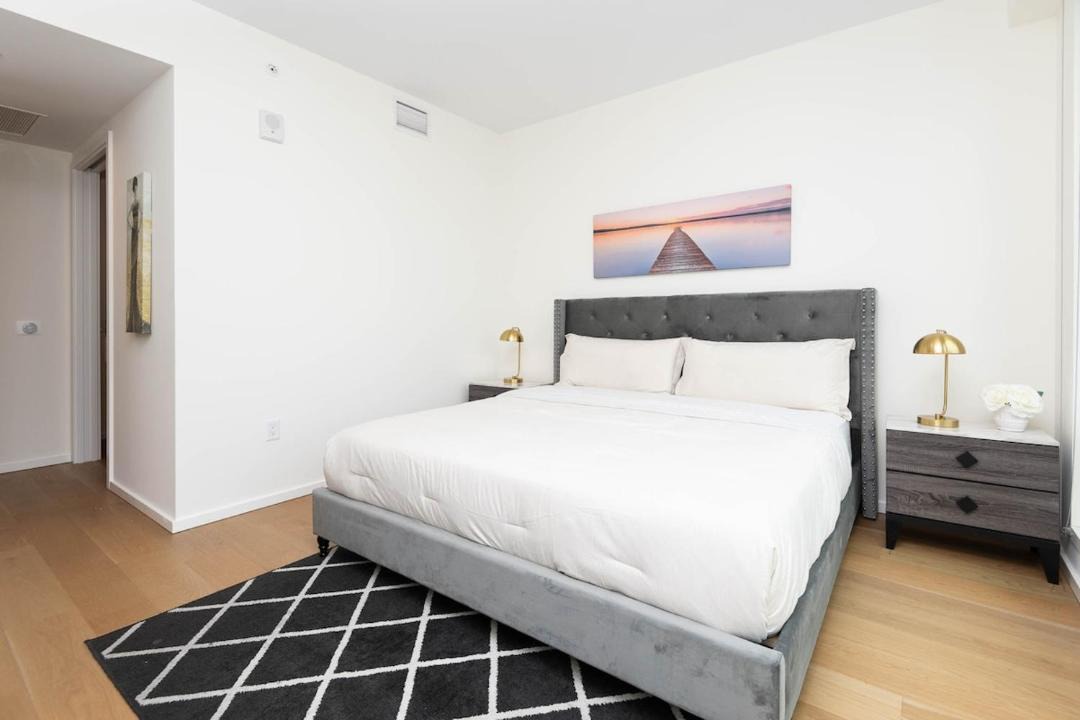 Photo of Bedroom in Downtown Los Angeles