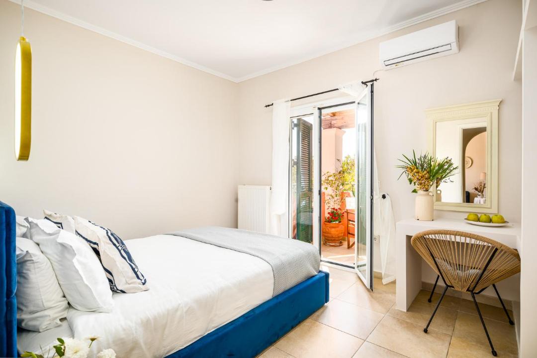Photo of Bedroom in Ipsos