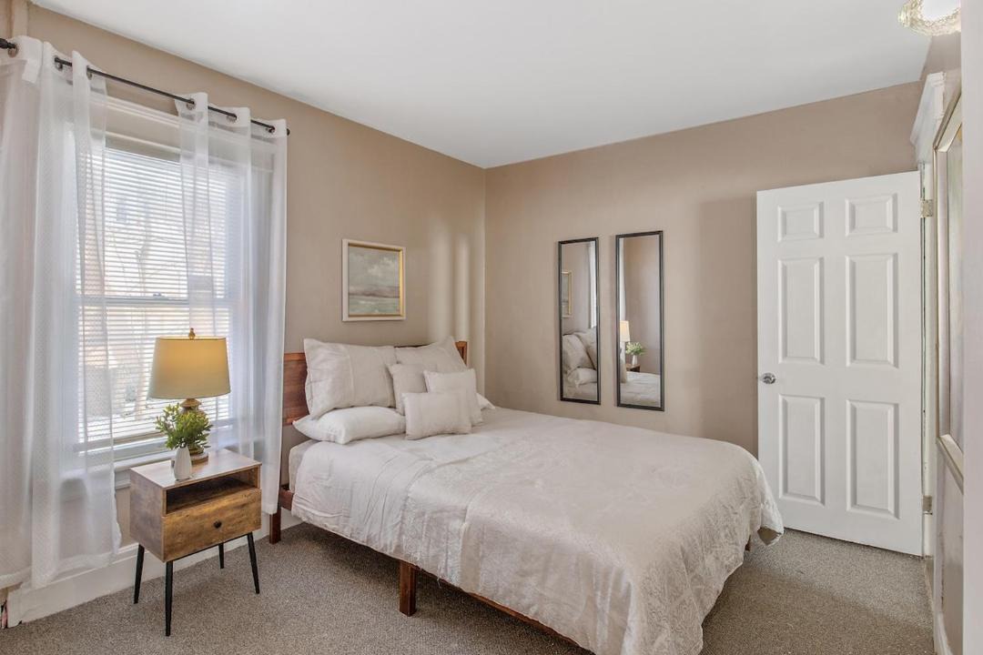 Photo of Bedroom in Southside