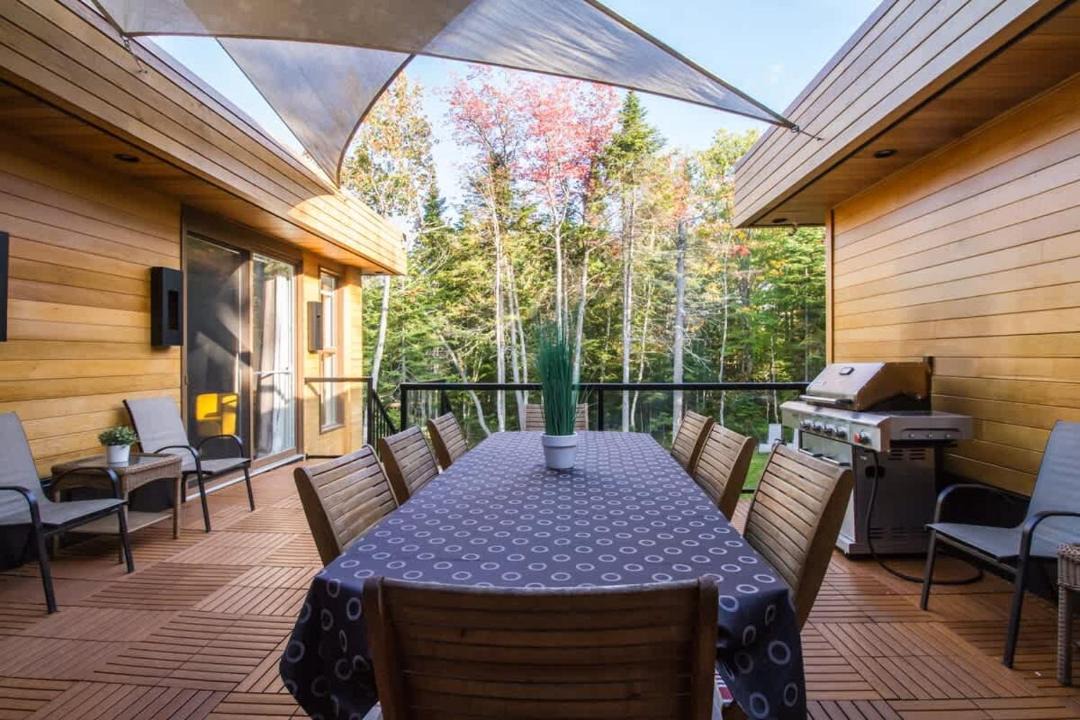 Photo of Patio Balcony in Petite-Riviere-Saint-Francois