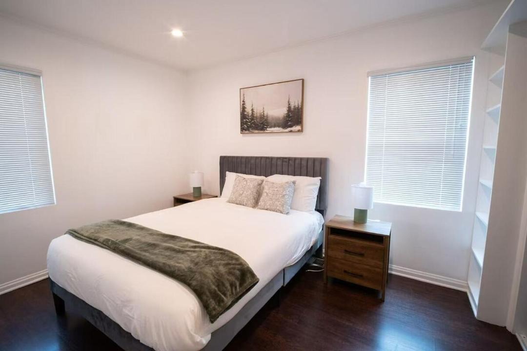 Photo of Bedroom in West Los Angeles