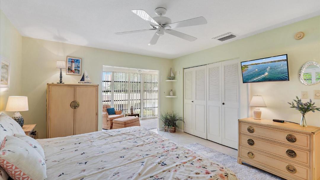 Photo of Bedroom in Longboat Key