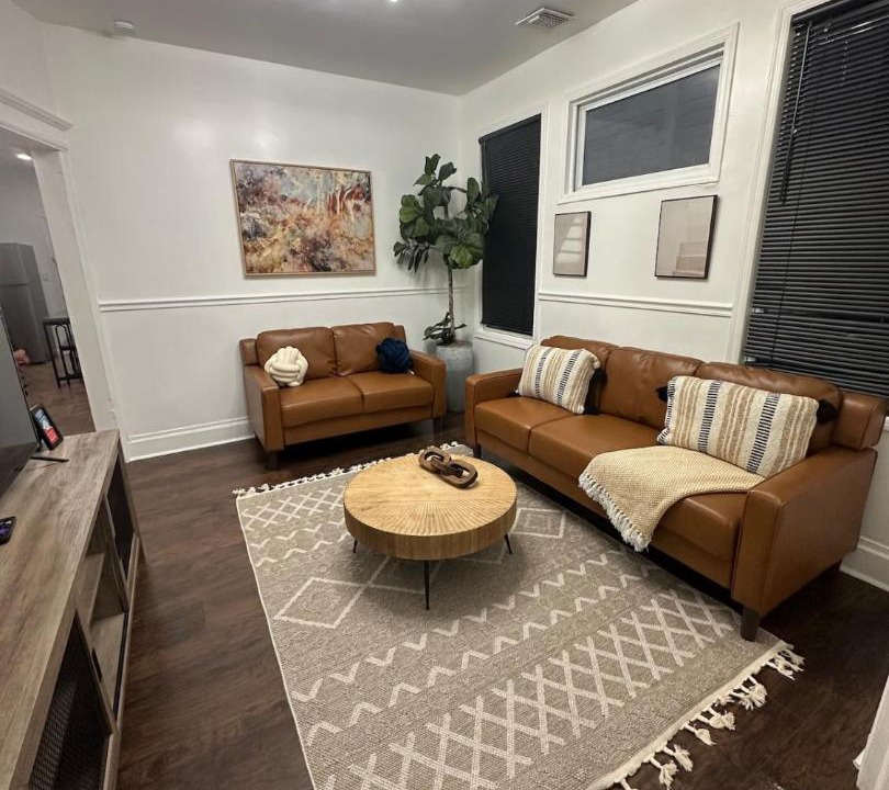 Photo of Livingroom in Newark