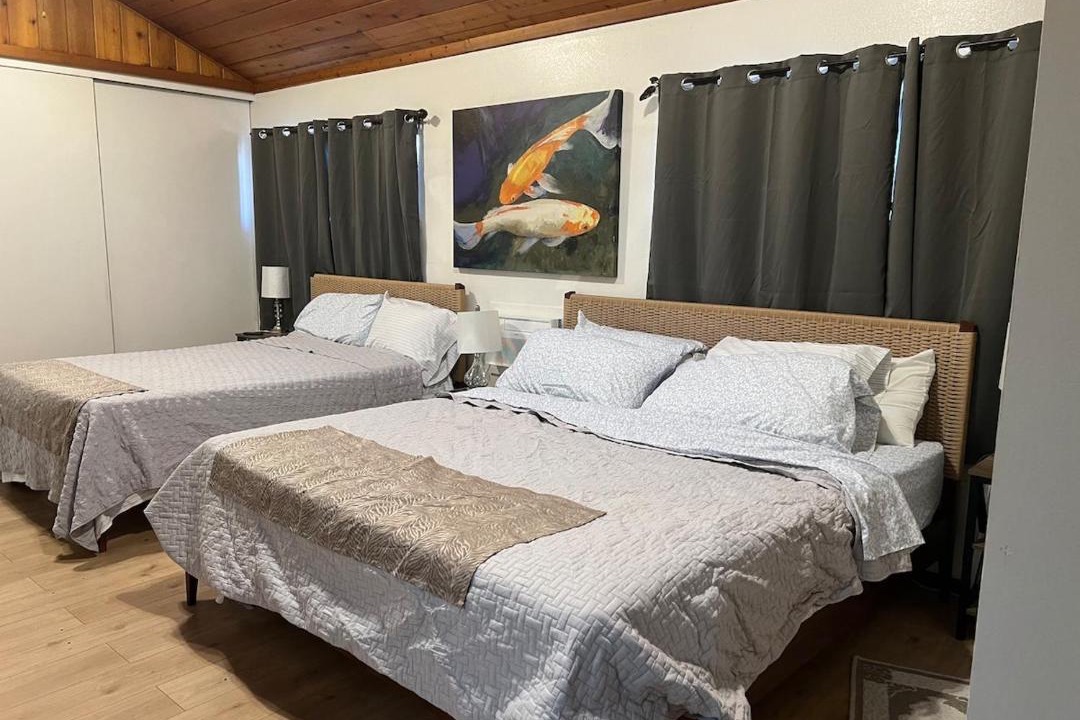 Photo of Bedroom in Midway City
