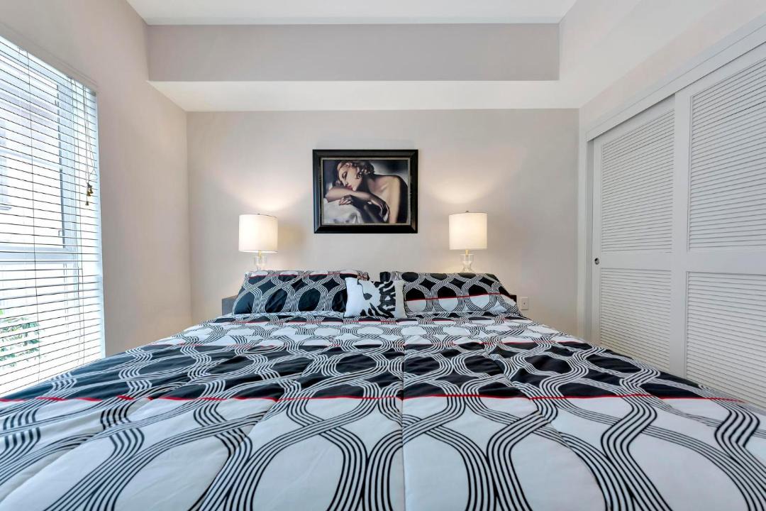 Photo of Bedroom in Downtown