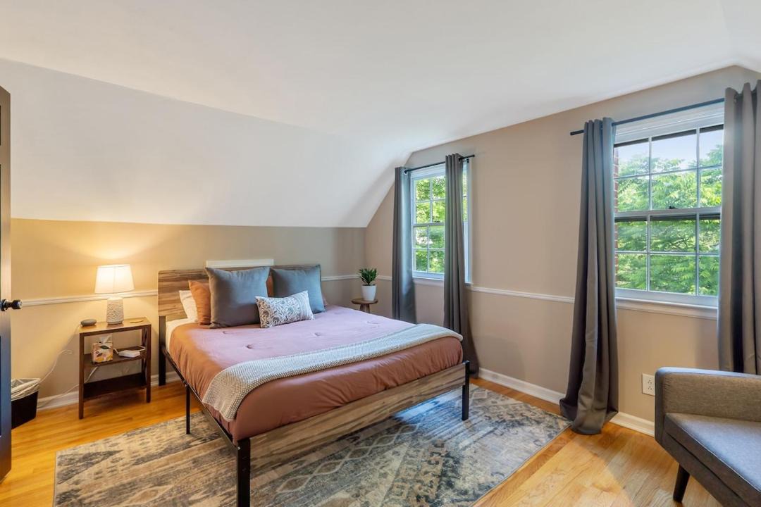 Photo of Bedroom in Eastside