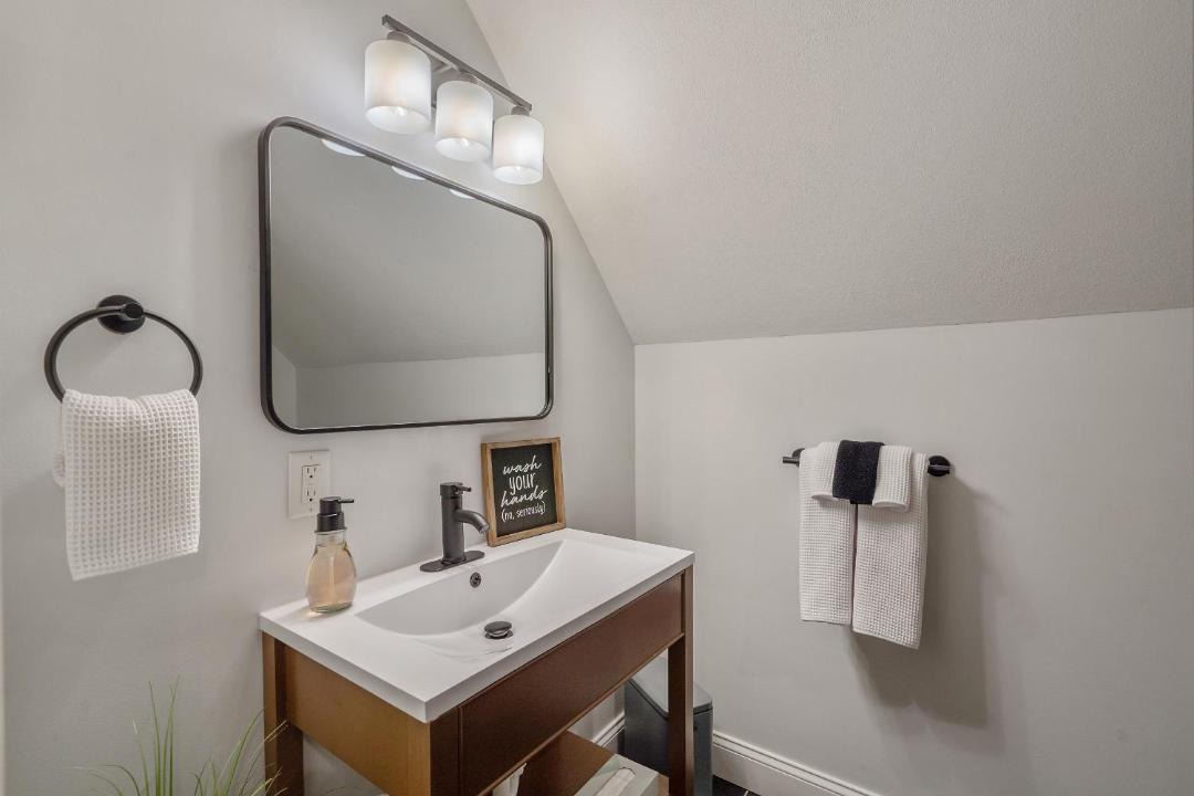Photo of Bathroom in Eastside