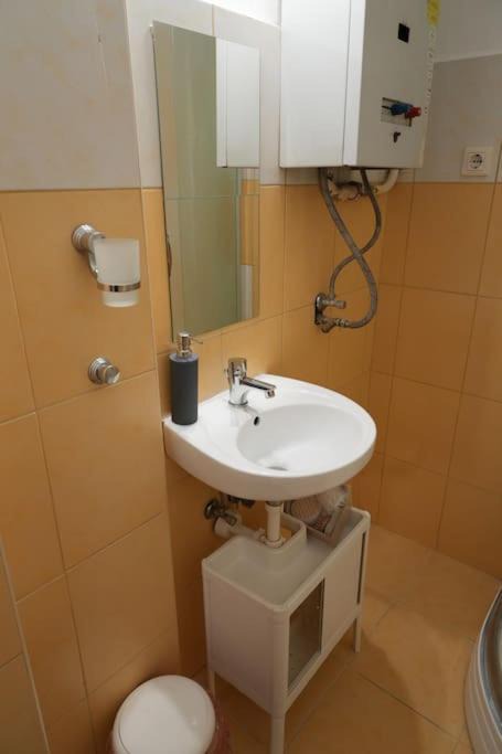 Photo of Bathroom in Hamor