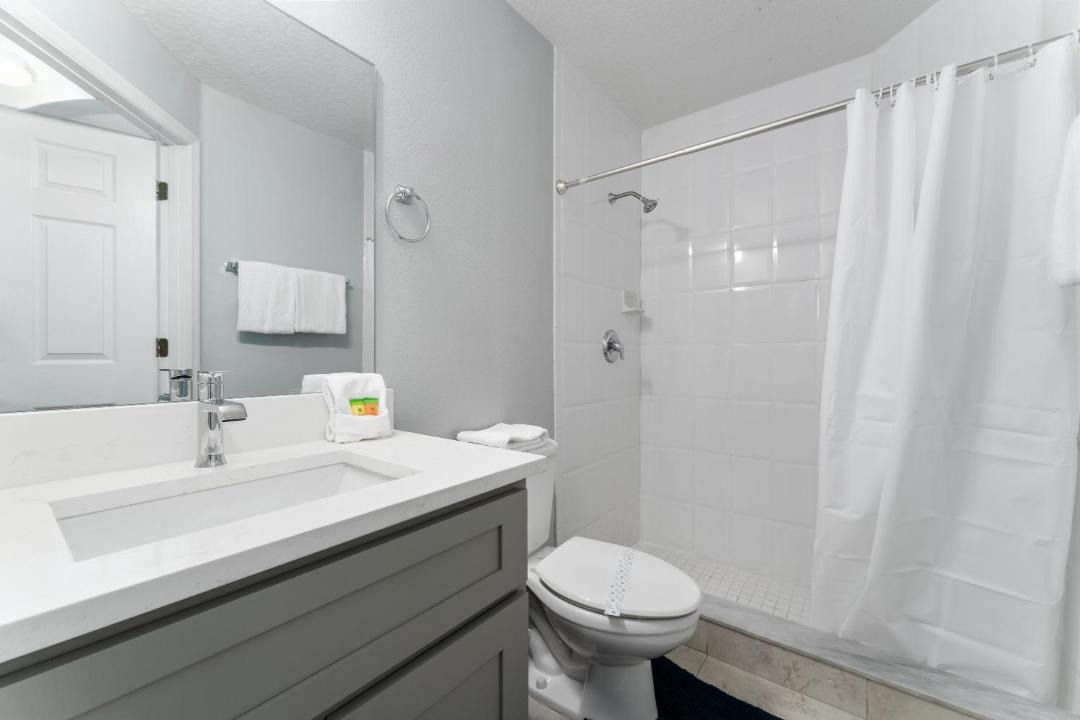 Photo of Bathroom in Crystal Cove