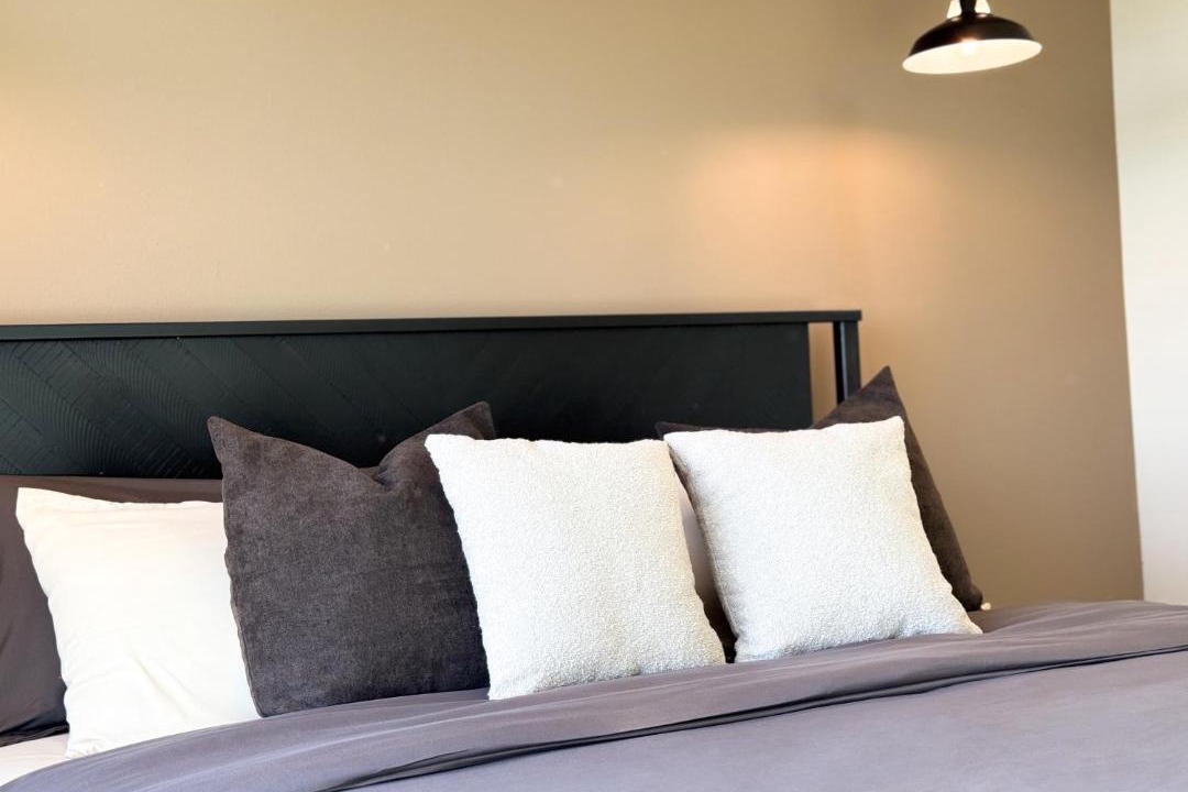 Photo of Bedroom in Mid-Wilshire
